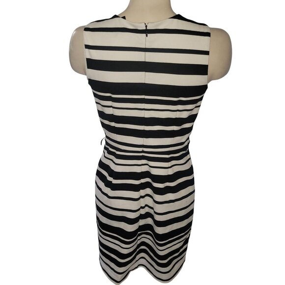 ANN TAYLOR Striped‎ Sleeveless Knee-Length Dress With Back Zipper Closure Womens - Picture 4 of 7